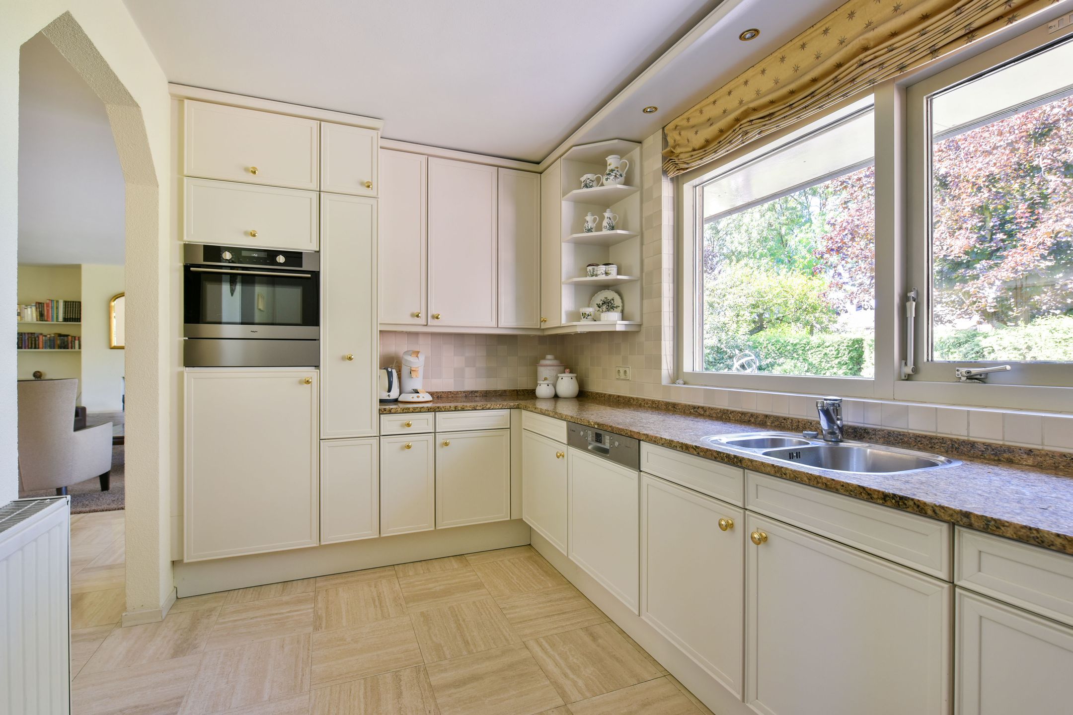 Foto 3 van Dokter Mees ten Oeverlaan 21