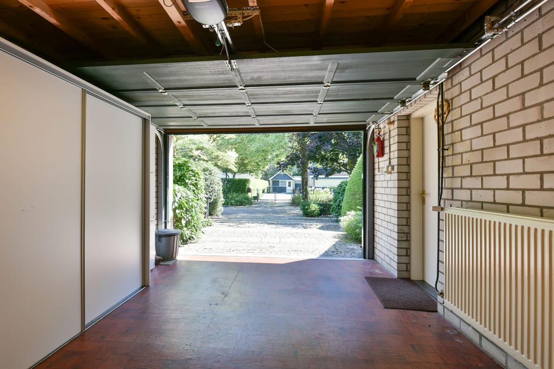 Foto 16 van Dokter Mees ten Oeverlaan 21