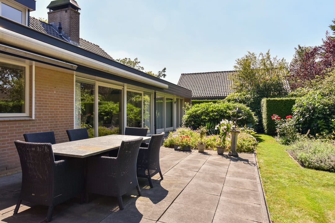 Foto 37 van Dokter Mees ten Oeverlaan 21