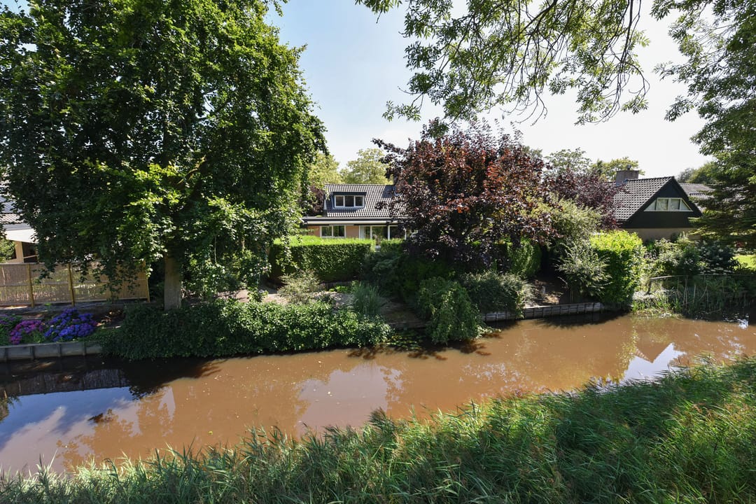 Foto 46 van Dokter Mees ten Oeverlaan 21