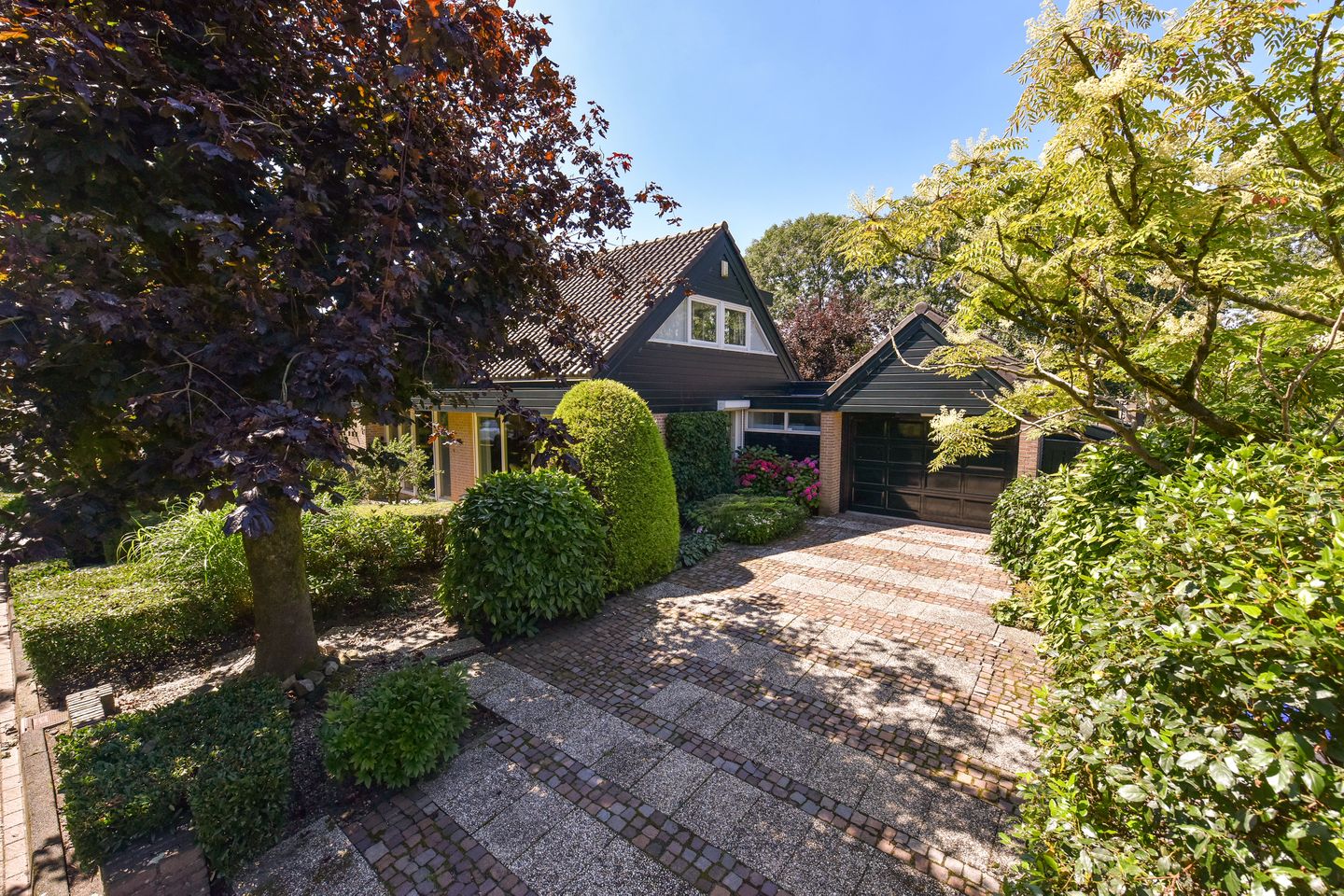 Foto 49 van Dokter Mees ten Oeverlaan 21