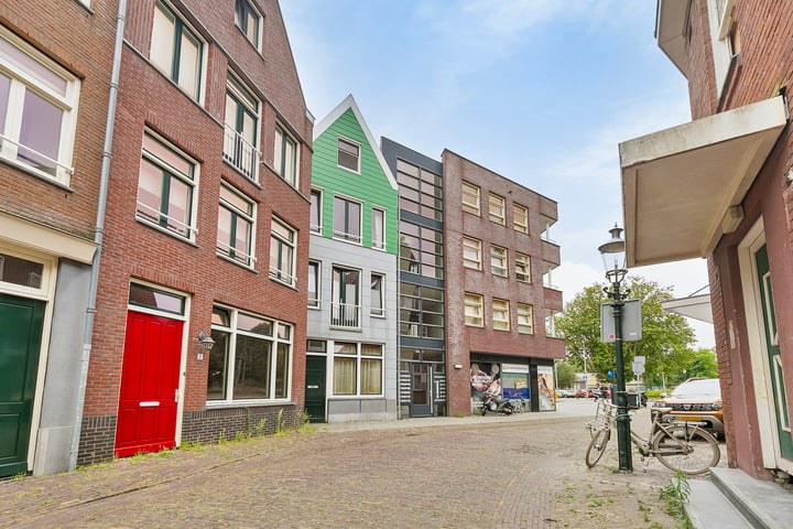 Bekijk foto 2 van Zuiderkerkstraat 31