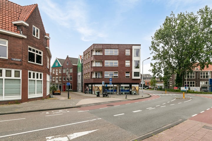 Bekijk foto 31 van Zuiderkerkstraat 31