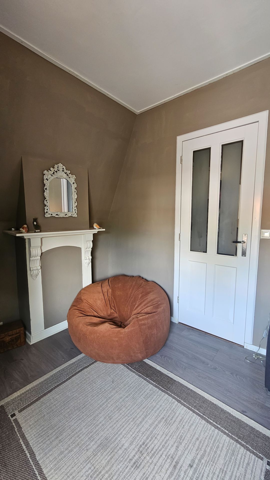 Photo 16 of Tholensstraat 52