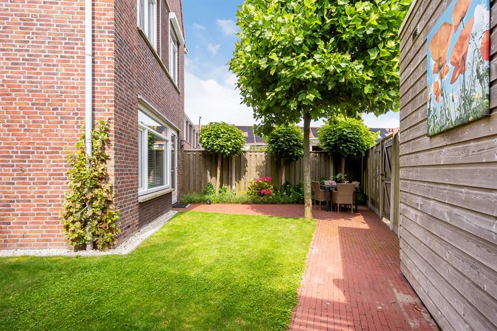 View photo 32 of Burgemeester Van Boeijenstraat 44