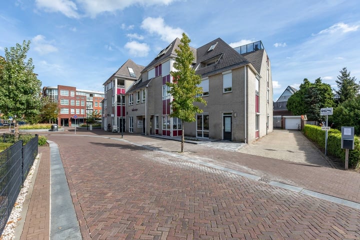 View photo 14 of Beiaardstraat 18