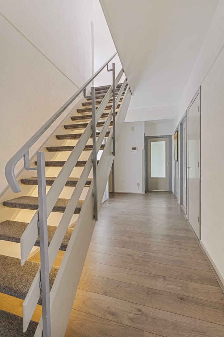 Foto 9 van Burg. van Grunsvenplein 45