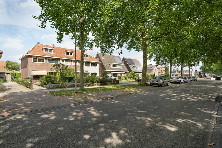 Bekijk foto 28 van Kallenkoterallee 115