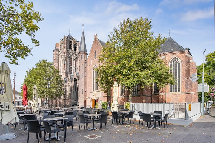 Photo 7 of Leeuwenstraat 18