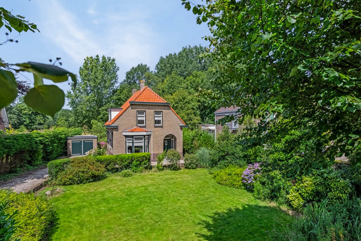 Foto 1 van Burghseweg 50