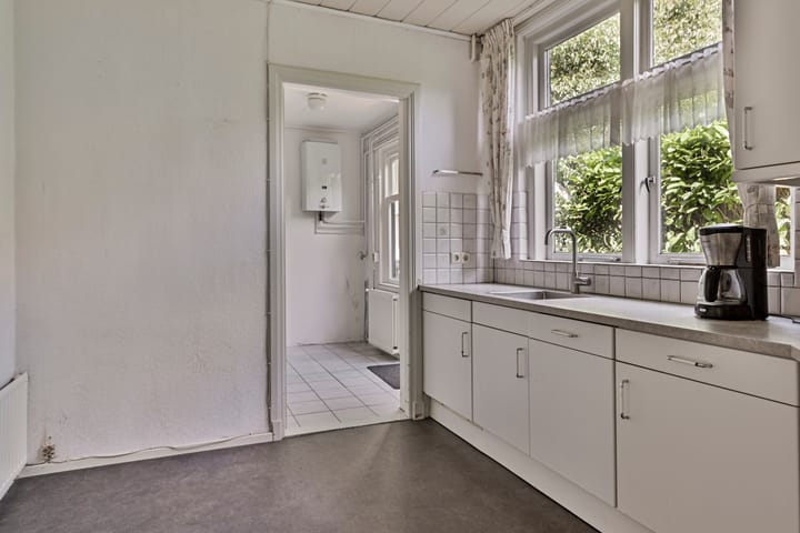 Foto 12 van Burghseweg 50