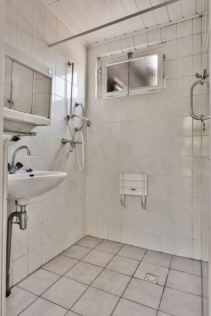 Foto 15 van Burghseweg 50