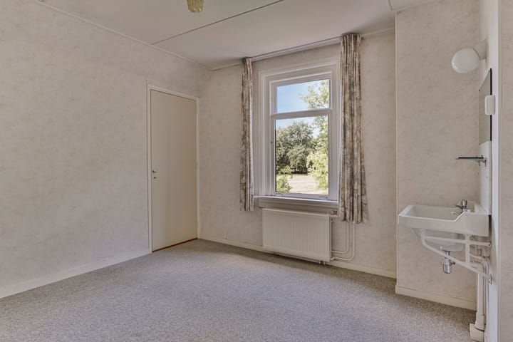 Foto 20 van Burghseweg 50