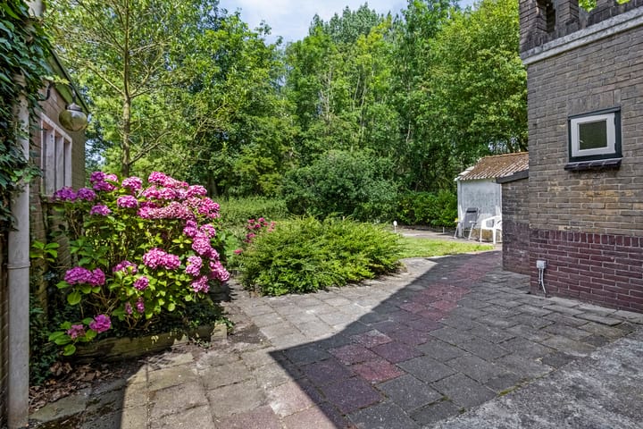 Foto 22 van Burghseweg 50