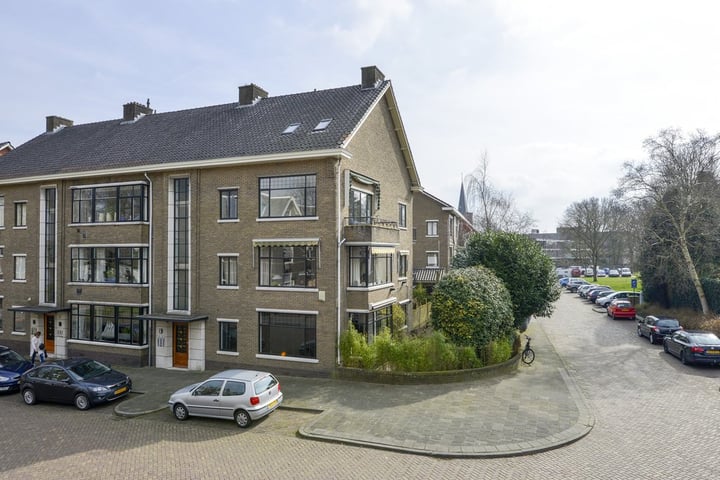 Albertus Perkstraat 23