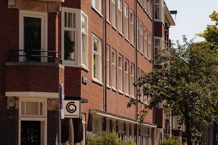 Bekijk foto 22 van Kromme-Mijdrechtstraat 57-1