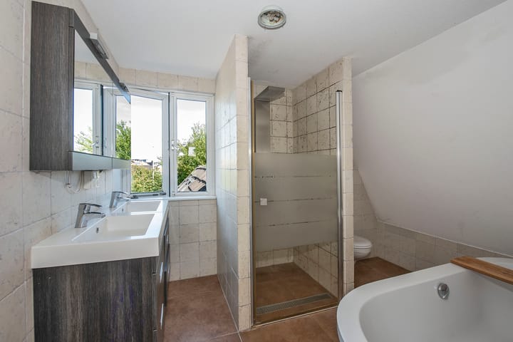 Foto 32 van Lijsterweg 95