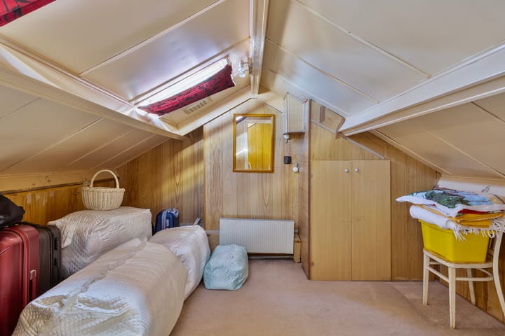 Photo 15 of Diepenbrocklaan 14