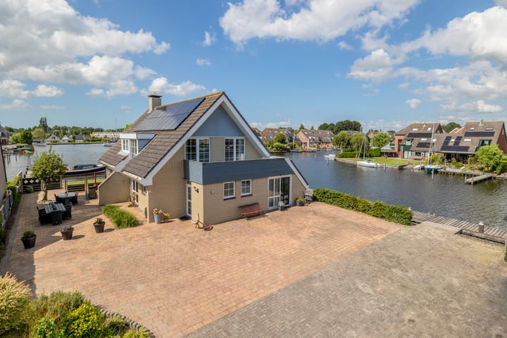 Foto 48 van Fluessenstraat 15