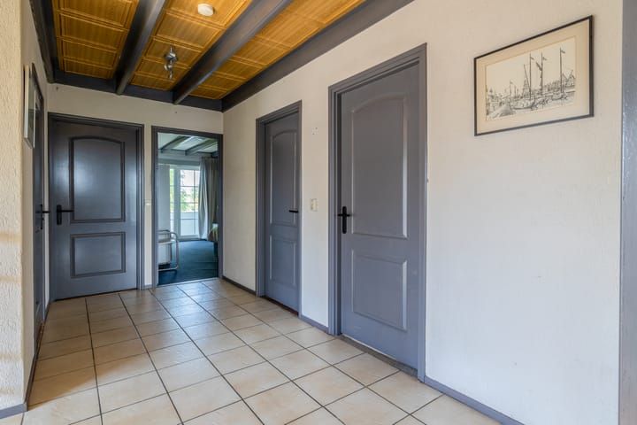 Foto 30 van Fluessenstraat 15