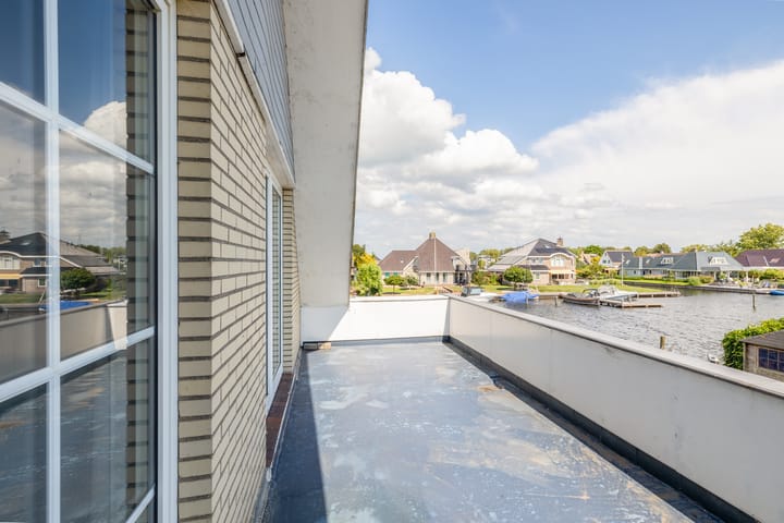 Foto 27 van Fluessenstraat 15