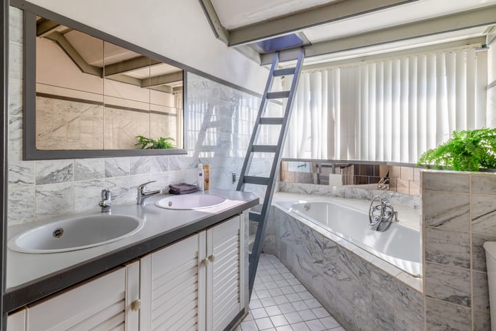 Foto 32 van Fluessenstraat 15