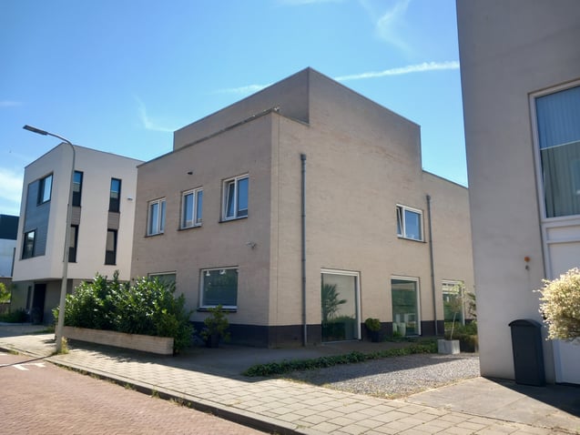 undefined main image