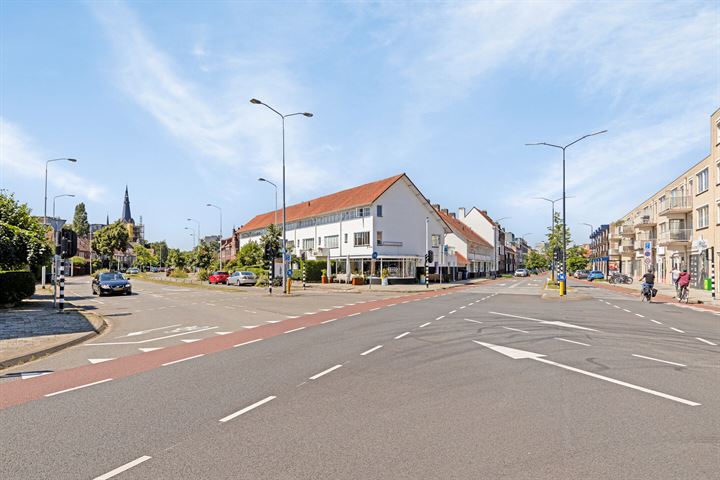 Bekijk foto 28 van St Jorislaan 14