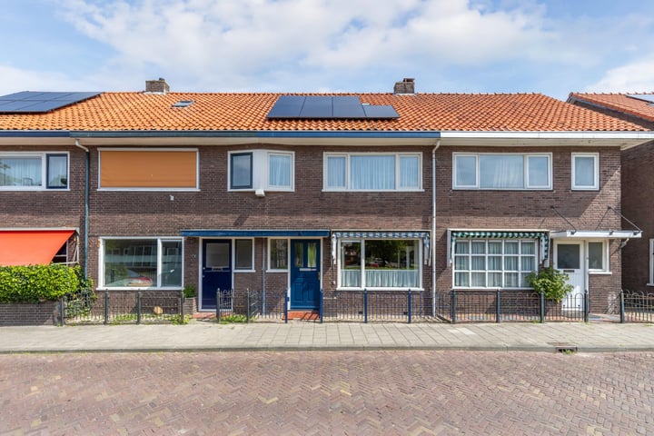 Bekijk foto 1 van Oostwijkstraat 11