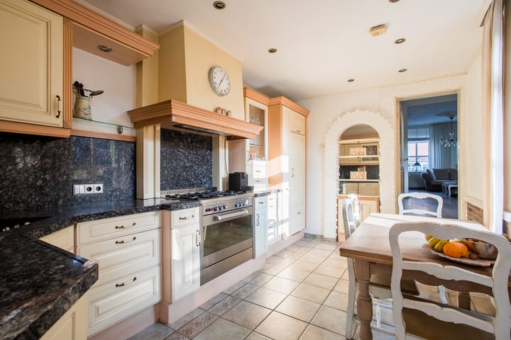 Photo 12 of Bongerdstraat 243