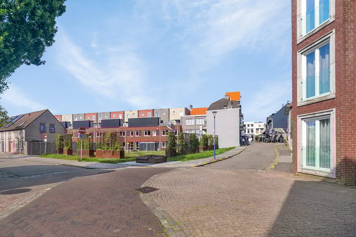 Foto 26 van Donze Visserstraat 89