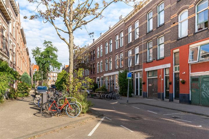 Bekijk foto 1 van Opzoomerstraat 34-B01