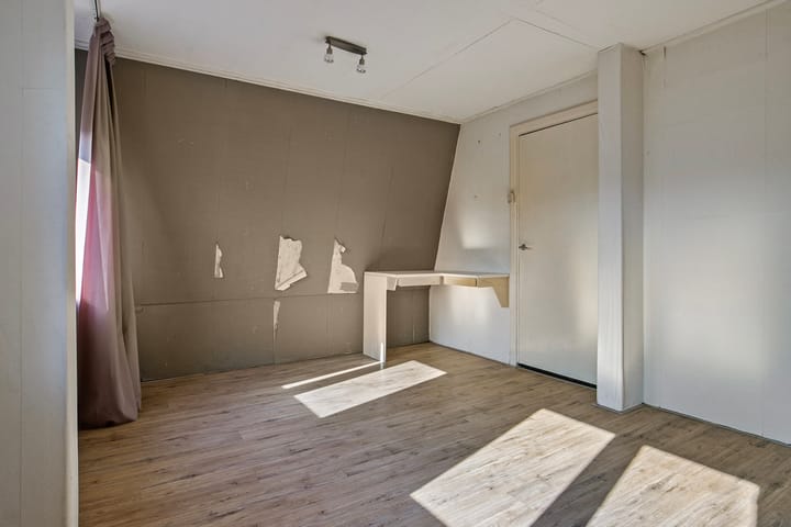 Foto 15 van Middenstraat 99