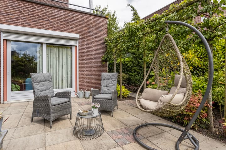 Foto 41 van Guldenroedestraat 15