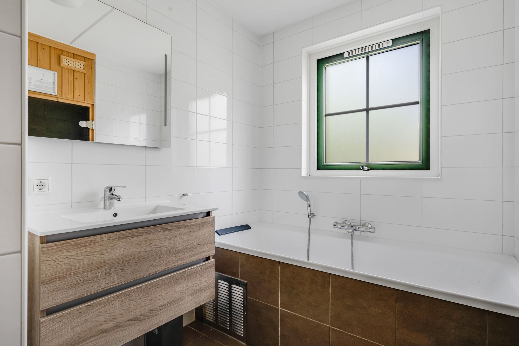 Foto 15 van Hof van Halenweg 2-25