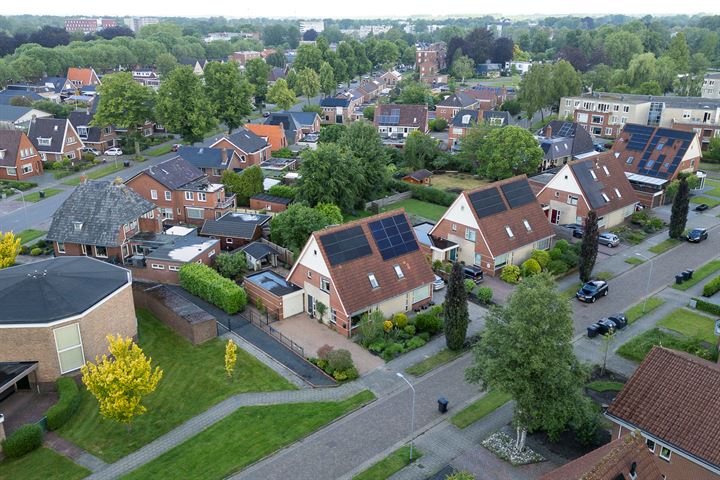 Bekijk foto 40 van Burgemeester Bosscherstraat 53