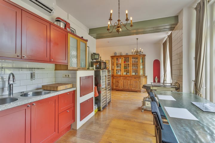 Foto 18 van Voerstraat 2