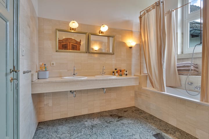 Foto 31 van Voerstraat 2