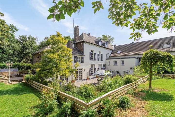 Foto 43 van Voerstraat 2