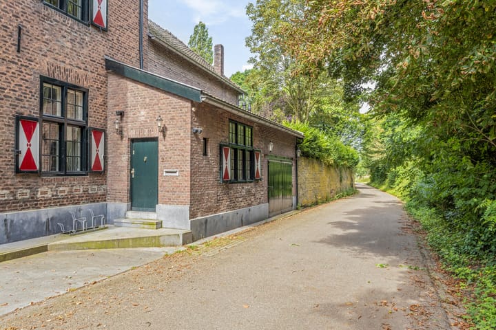 Foto 55 van Voerstraat 2