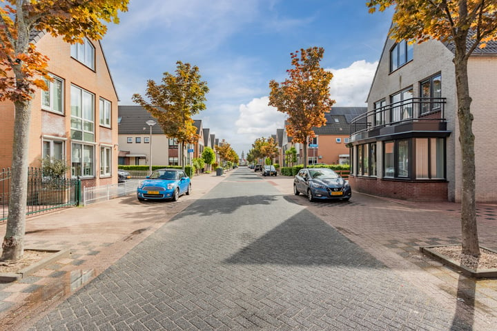 Bekijk foto 47 van Kamerlingh Onnesstraat 13