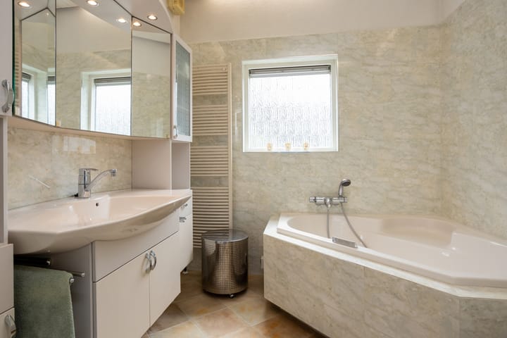 Foto 26 van Burgemeester Ulco de Vriesweg 7