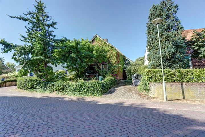 View photo 4 of Aijenseweg 34