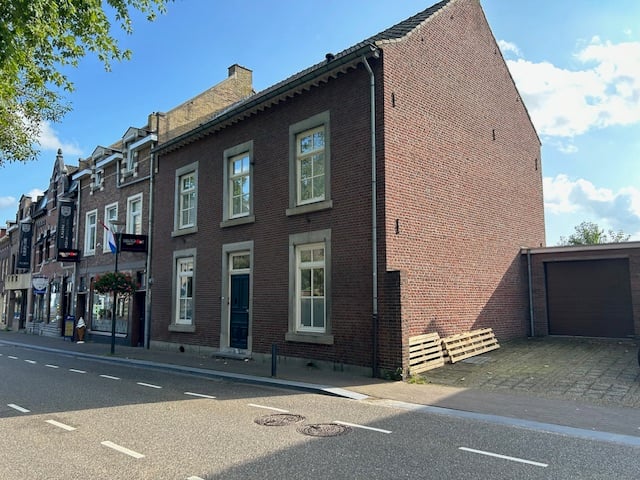 Bekijk foto 1 van Raadhuisstraat 17-A