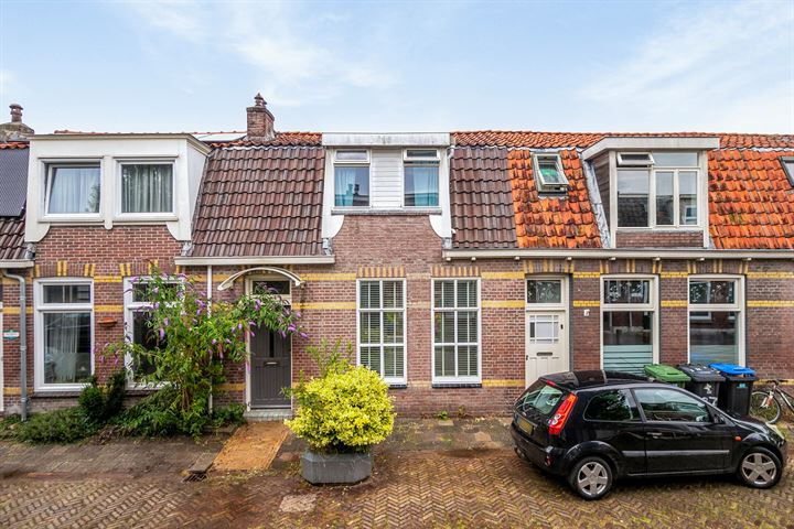 Bekijk foto 1 van 3e Woudstraat 35