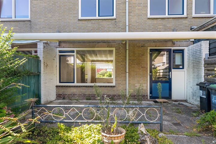 Bekijk foto 30 van Van Barenstraat 15