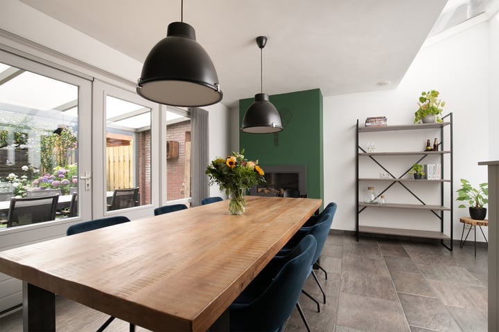 Bekijk foto 3 van Wolfsklauw 12