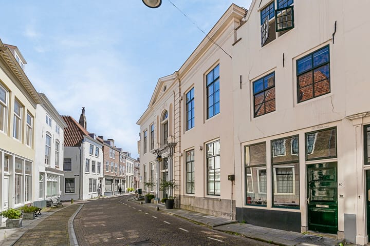 Foto 2 van Wagenaarstraat 12-C