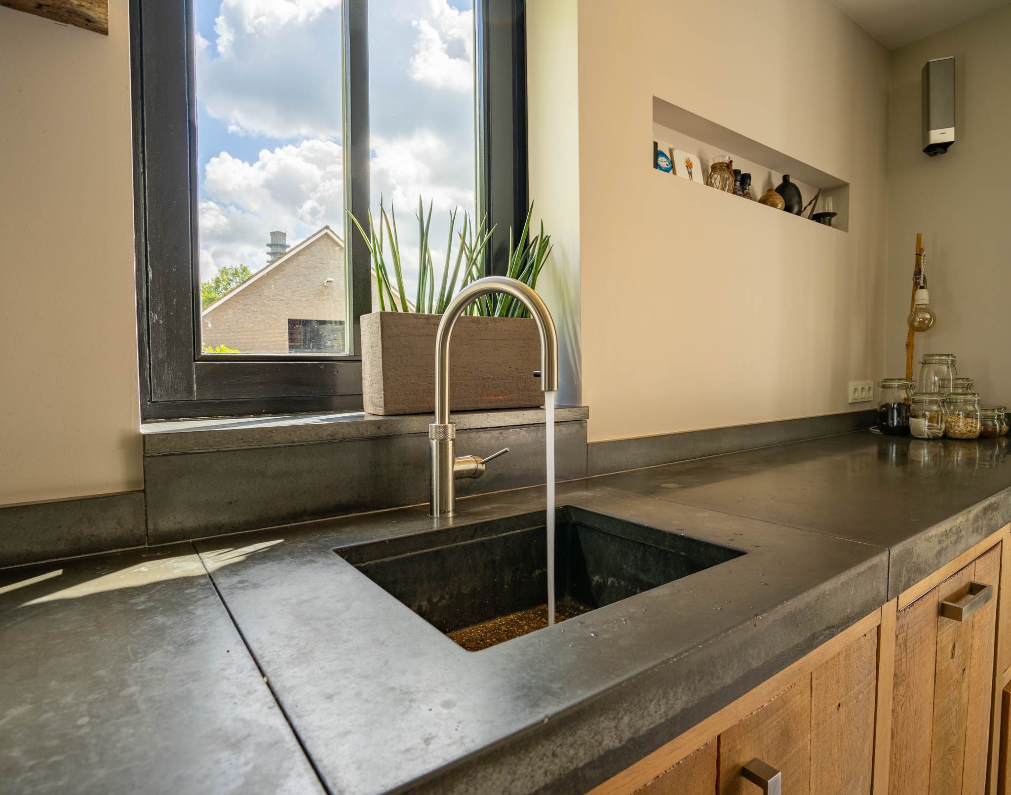 Foto 24 van Milschot 50