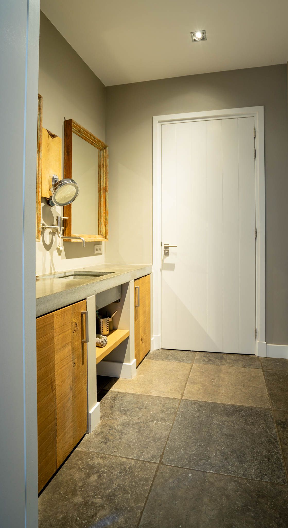 Foto 40 van Milschot 50